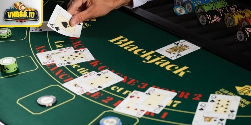 Blackjack – Bí Quyết Chinh Phục Trò Chơi Đỉnh Cao Tại VND88 2 Mẹo chơi Blackjack nâng cao để tăng cơ hội thắng